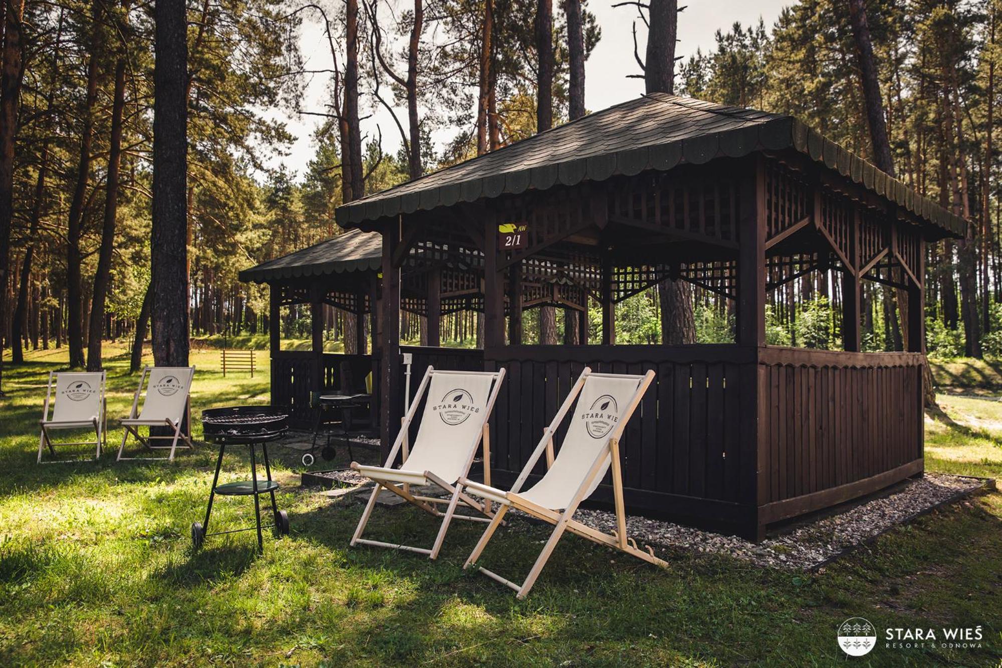 Resort Stara Wies Załęcze Małe Exteriör bild